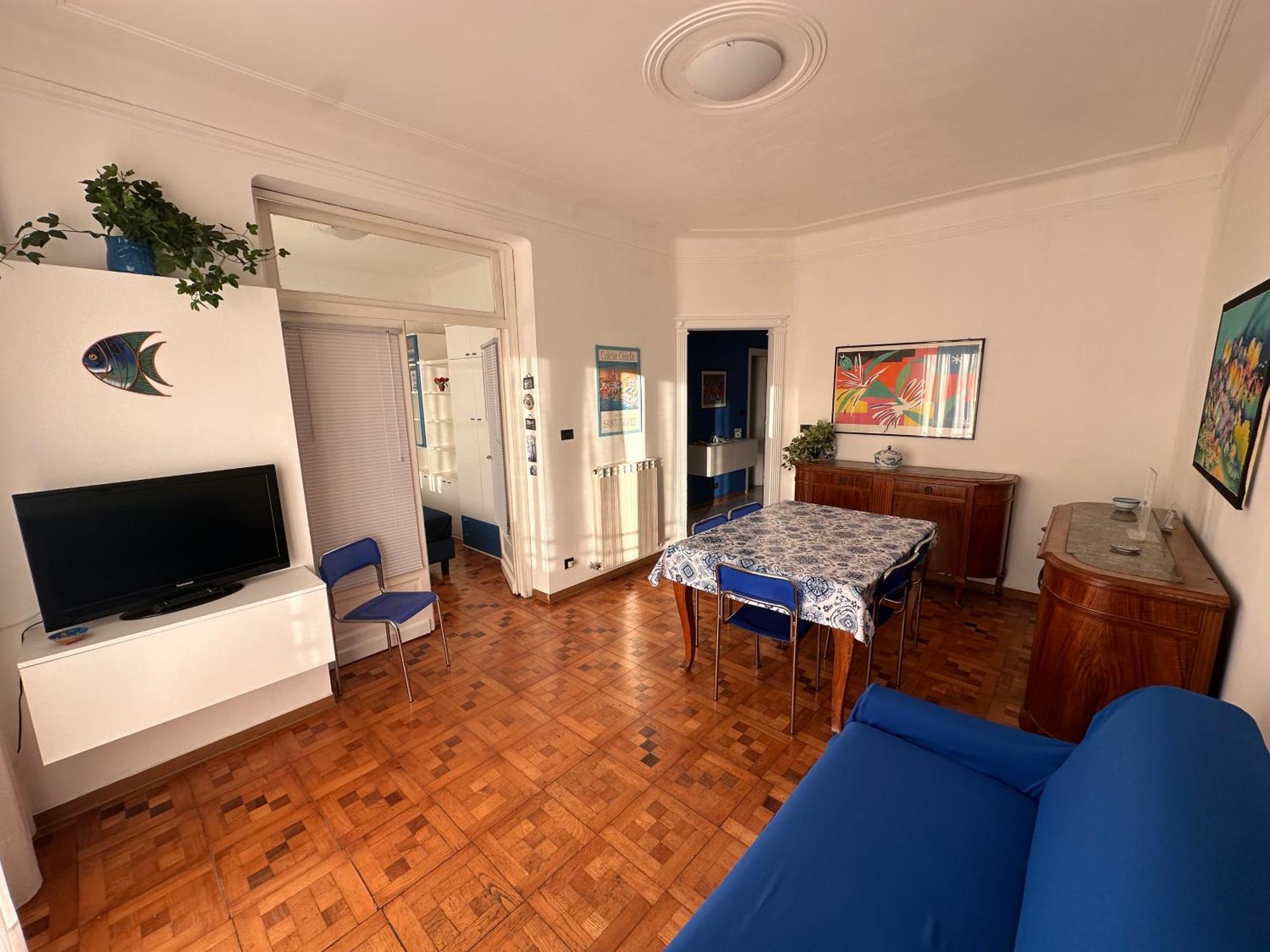Intero Apartment